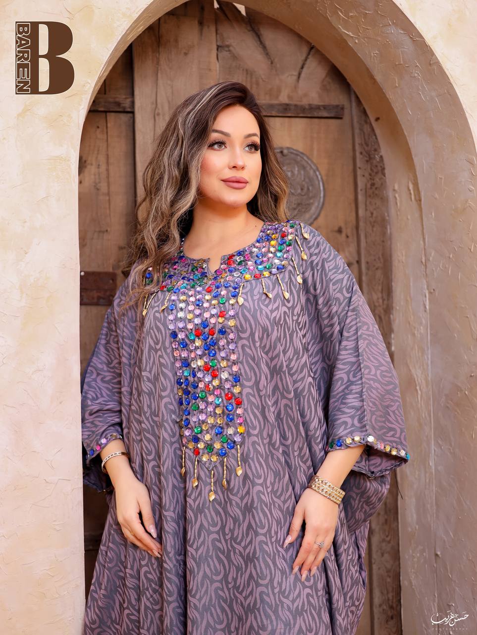 عباية شـغل إيد مـلـونـة